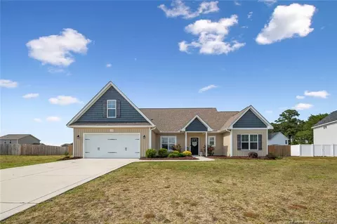 135 Tyson Carriage Ln, Autryville, NC 28318