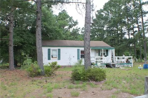 216 R Sands, Aberdeen, NC 28315