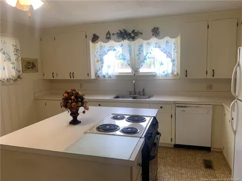 100 Richard Dr, Hamlet, NC 28345 photo 9