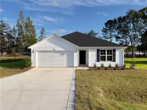 24 Terrier Ct, Parkton, NC 28371