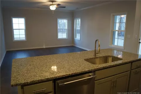 93 Knotts Berry Rd, Bunnlevel, NC 28323 photo 7