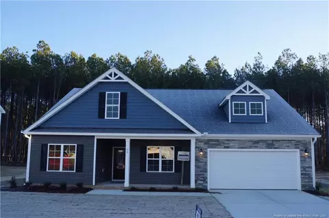 93 Knotts Berry Rd, Bunnlevel, NC 28323