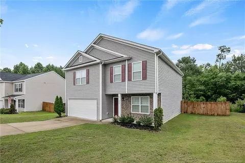 584 Botanical Ct, Bunnlevel, NC 28323 photo 2