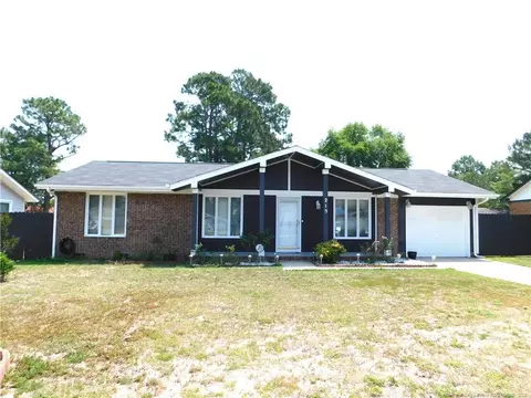215 Duncan Rd, Spring Lake, NC 28390