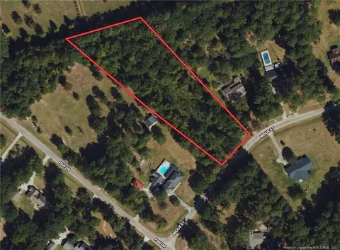 6092 Midus St, Hope Mills, NC 28348