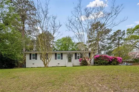 1719 Mcgougan Rd, Fayetteville, NC 28303