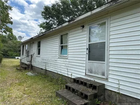 126 S 6th, Spring Lake, NC 28390