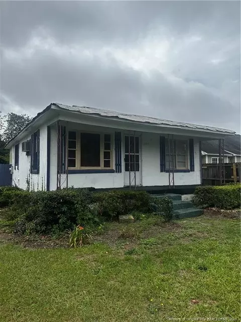 1727 Strickland Brg, Fayetteville, NC 28304
