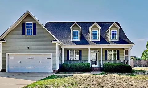 2308 Crosshill St, Eastover, NC 28312