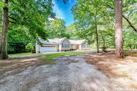 144 Paint Horse Ln, Sanford, NC 27332