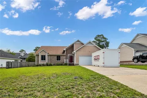 207 Laketree Blvd, Spring Lake, NC 28390