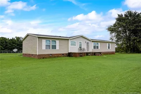 461 Reedsford Rd, Clinton, NC 28328