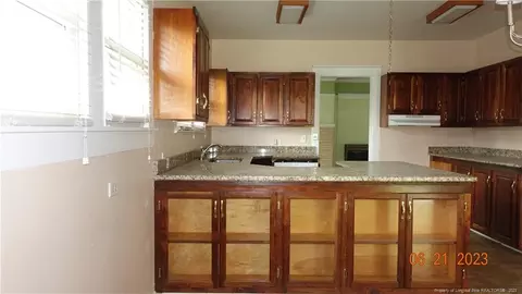 402 E Jackson St, Rowland, NC 28383 photo 5
