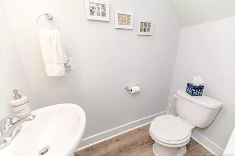 162 Timber Skip Dr, Spring Lake, NC 28390 photo 8