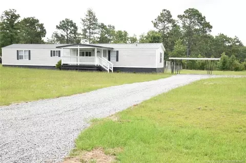 135 Meadow Ln, Hamlet, NC 28345