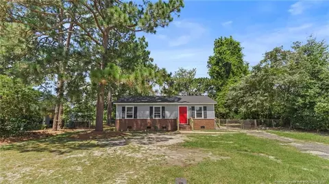 3610 Yorktown Rd, Hope Mills, NC 28348