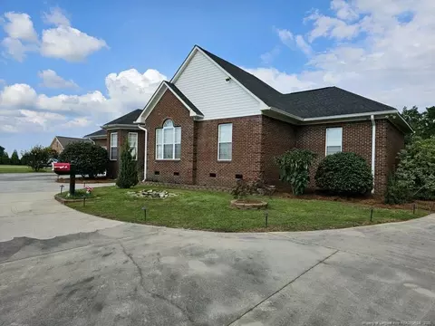 1034 W Carthage Rd, Lumberton, NC 28360