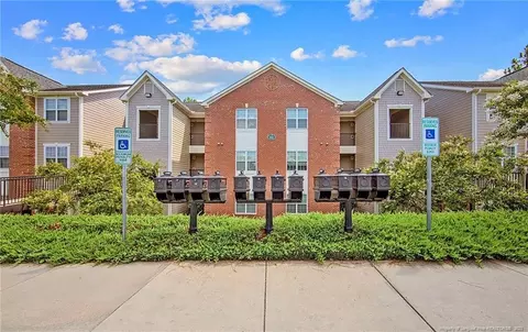 62 Gallery #201, Spring Lake, NC 28390