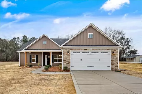 3279 Bladen Union Church Rd, Fayetteville, NC 28306