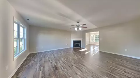 195 Valley Oak Dr, Bunnlevel, NC 28323 photo 2