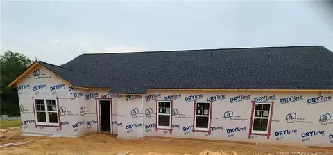 24 Poplar Dr, Spring Lake, NC 28390 photo 2