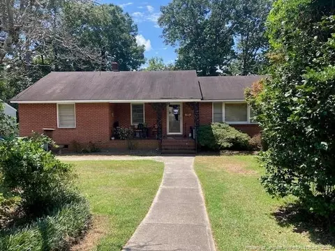 1801 Catawba St, Fayetteville, NC 28303