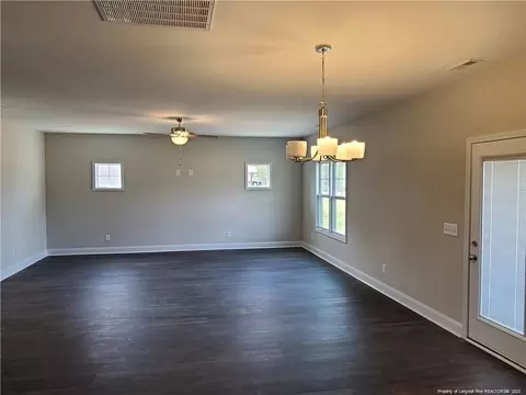 724 Walker Rd, Bunnlevel, NC 28323 photo 8