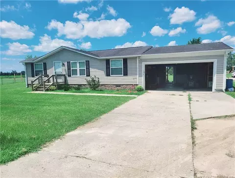 156 Brandie Rd, Maxton, NC 28364