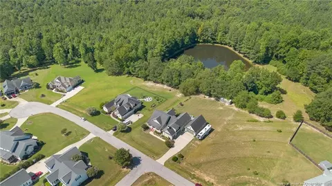 8 S Creekcrest Ct, Angier, NC 27501 photo 2