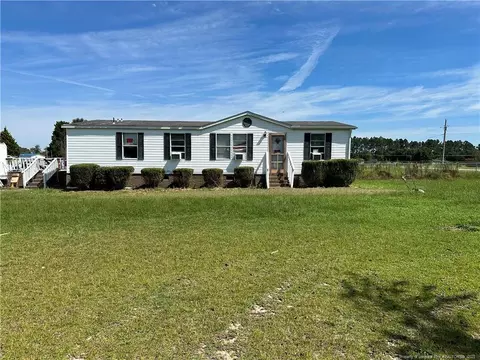 14 Weathervane Dr, Saint Pauls, NC 28384