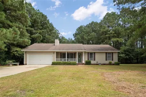 75 Doris Dr, Bunnlevel, NC 28323