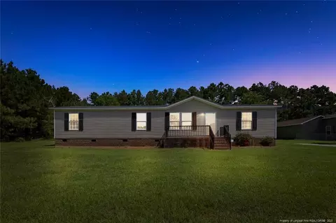 1017 Brisson Rd, Saint Pauls, NC 28384