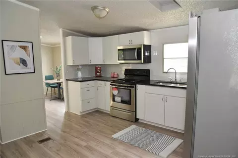 280 Josephine Dr, Lumberton, NC 28358 photo 8