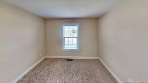 206 Bishop Ln, Dunn, NC 28334 photo 9