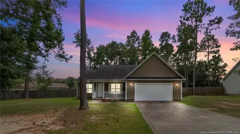 1361 Single Tree Ln, Raeford, NC 28376