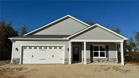 292 Leach Crk, Raeford, NC 28376