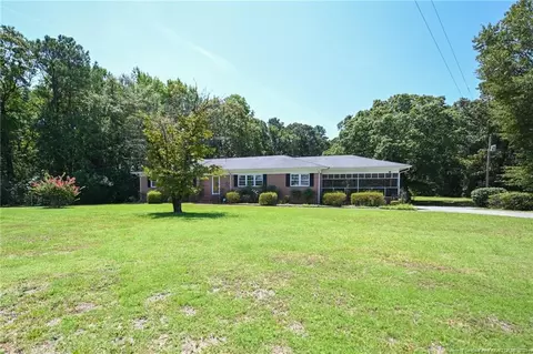 512 Laurel Lake Rd, Salemburg, NC 28385