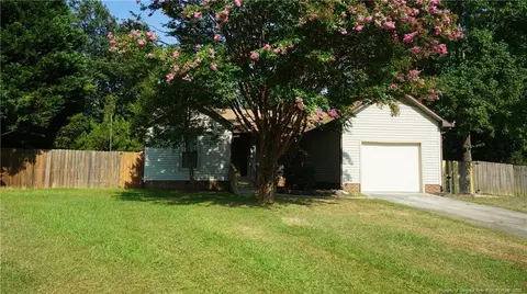 902 Penwall Ct, Fayetteville, NC 28303