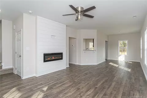 173 E Main St, Lumber Bridge, NC 28357 photo 9