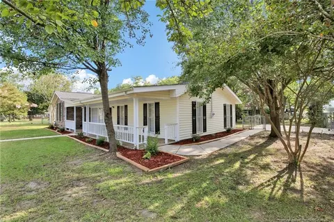 305 S Powers St, Saint Pauls, NC 28384