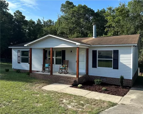 51 Rhode Is, Cameron, NC 28326