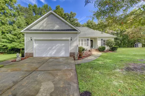 89 Ben Ct, Bunnlevel, NC 28323