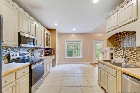 89 Ben Ct, Bunnlevel, NC 28323 photo 11