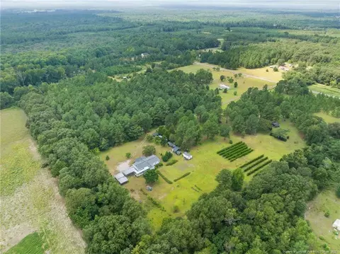 580 Edinburgh Rd, Red Springs, NC 28377