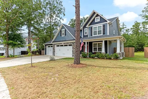 934 Winds Way, Aberdeen, NC 28315 photo 3