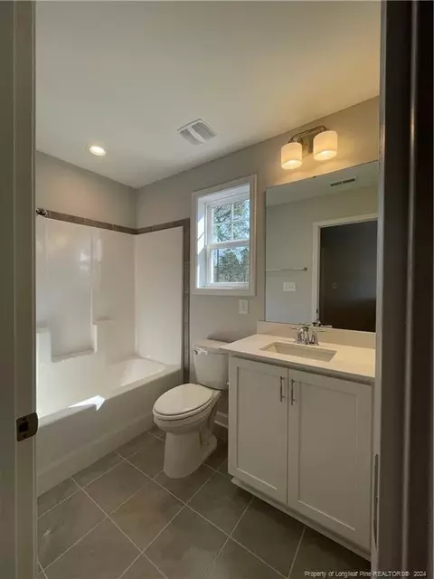333 Timber Skip Dr, Spring Lake, NC 28390 photo 5