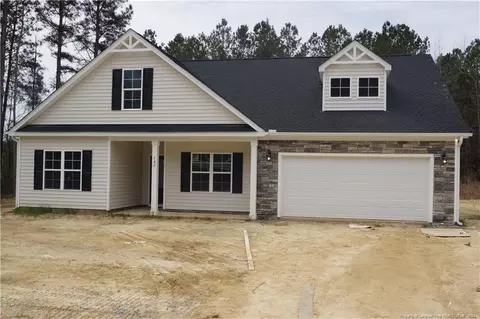 140 Knotts Berry Rd, Bunnlevel, NC 28323