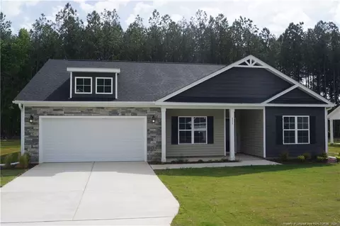 111 Knotts Berry Rd, Bunnlevel, NC 28323