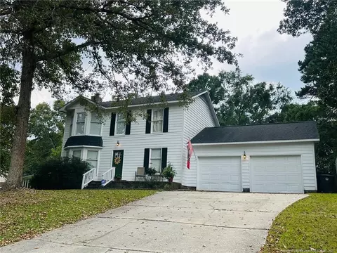 2078 Lothbury Dr, Fayetteville, NC 28304