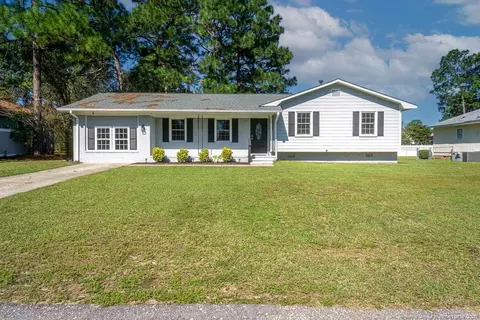 2008 Lakemeadow Dr, Fayetteville, NC 28304